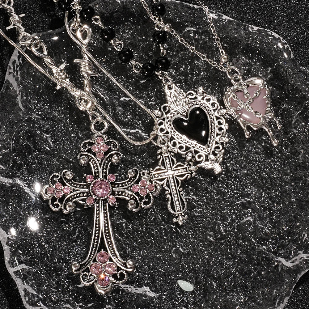 Y2K cross heart pendant necklace rhinestone alt jewelry detail photo 4
