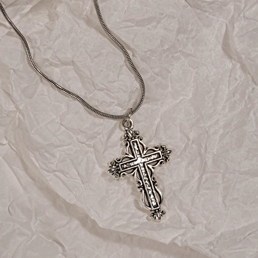 Y2K cross heart pendant necklace rhinestone alt jewelry detail photo 9